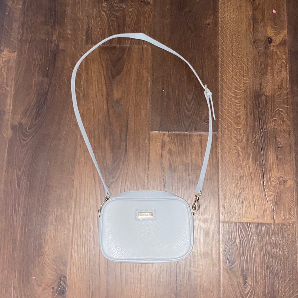 Grey crossbody purse, good condition, barely used